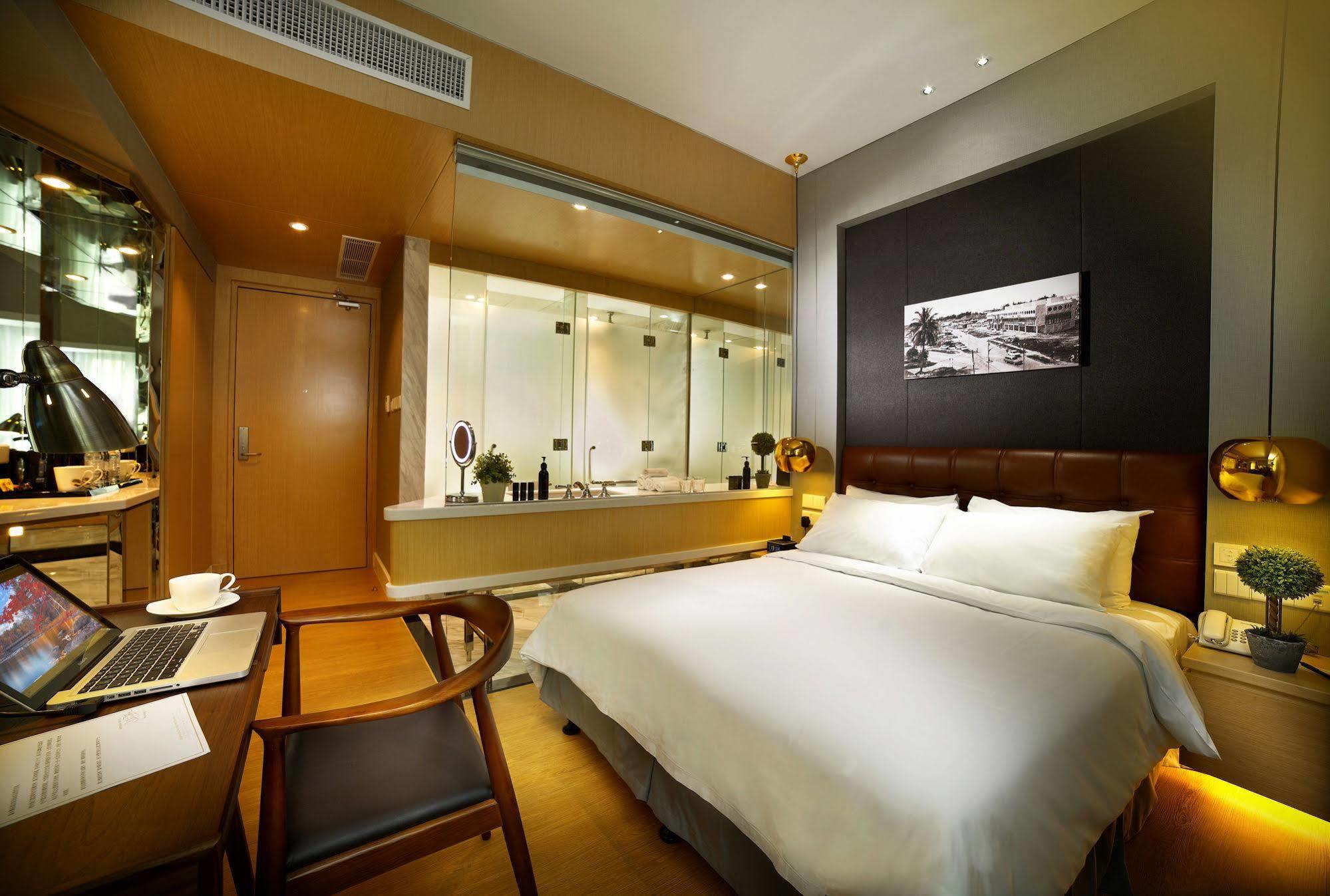 Kingwood Boutique Hotel Miri Exterior photo