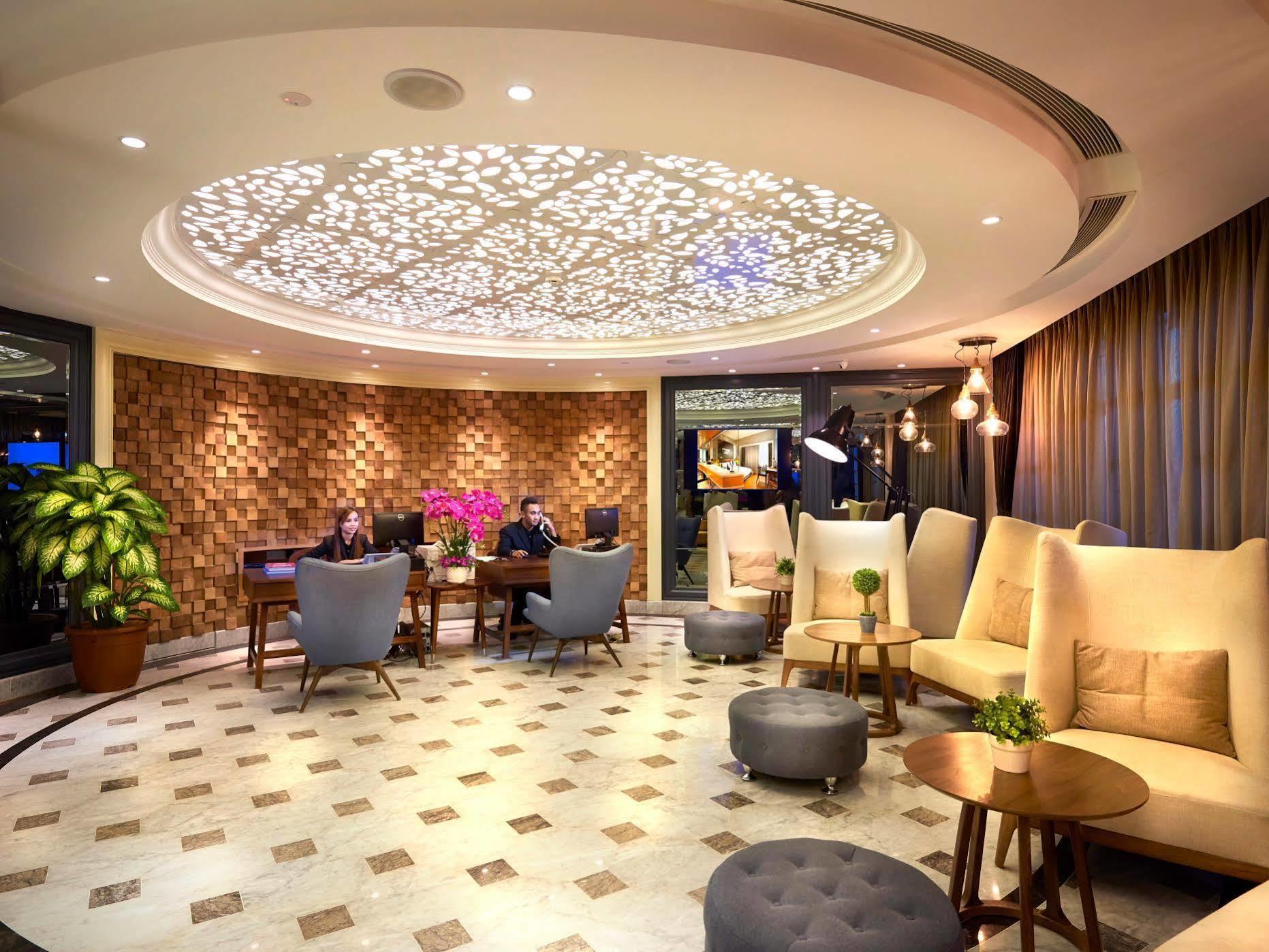 Kingwood Boutique Hotel Miri Exterior photo